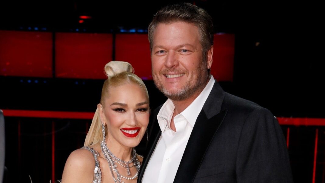 Gwen Stefani and Blake Shelton Decorated Their Bathroom With Tabloids