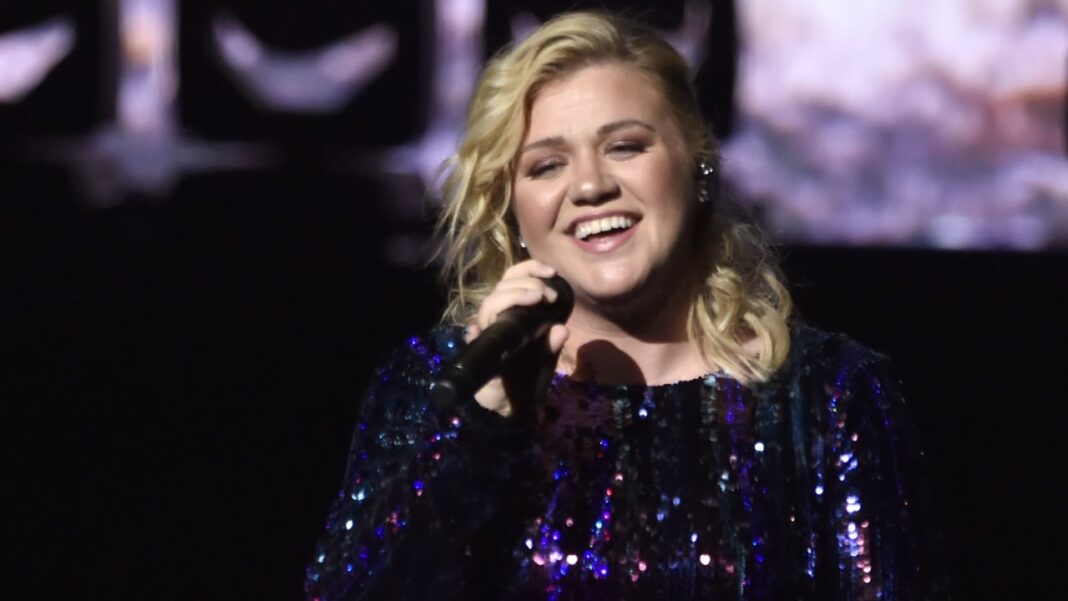 Kelly Clarkson Announces Vegas Residency Ahead of New Album