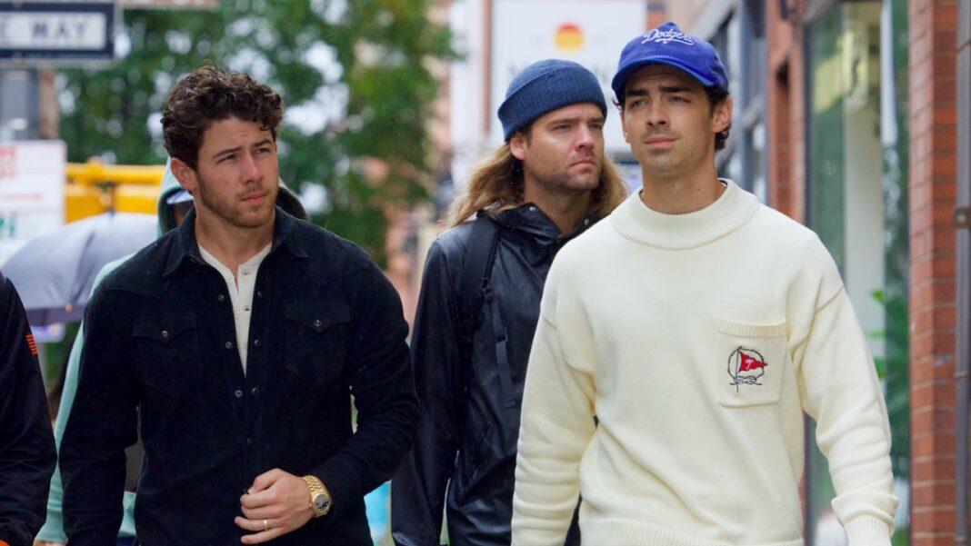 Joe Jonas Steps Out in NYC After Reaching Agreement Concerning Kids