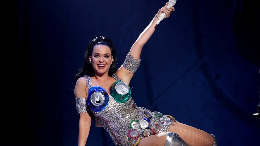 Katy Perry, Orlando Bloom's Daughter Daisy Dove Attends Mom's Concert