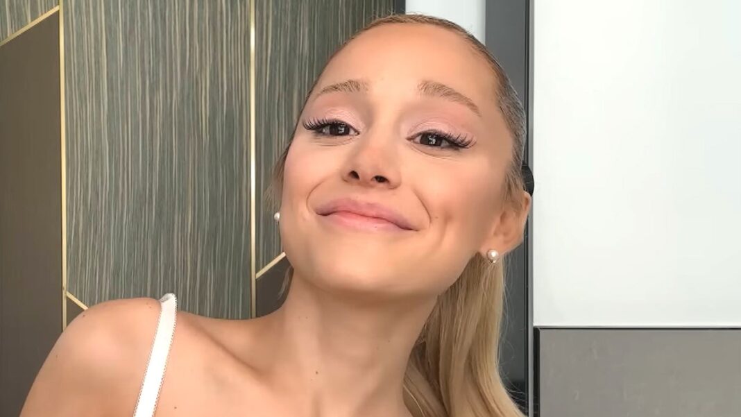 Ariana Grande Cries in the Studio While Making New Music