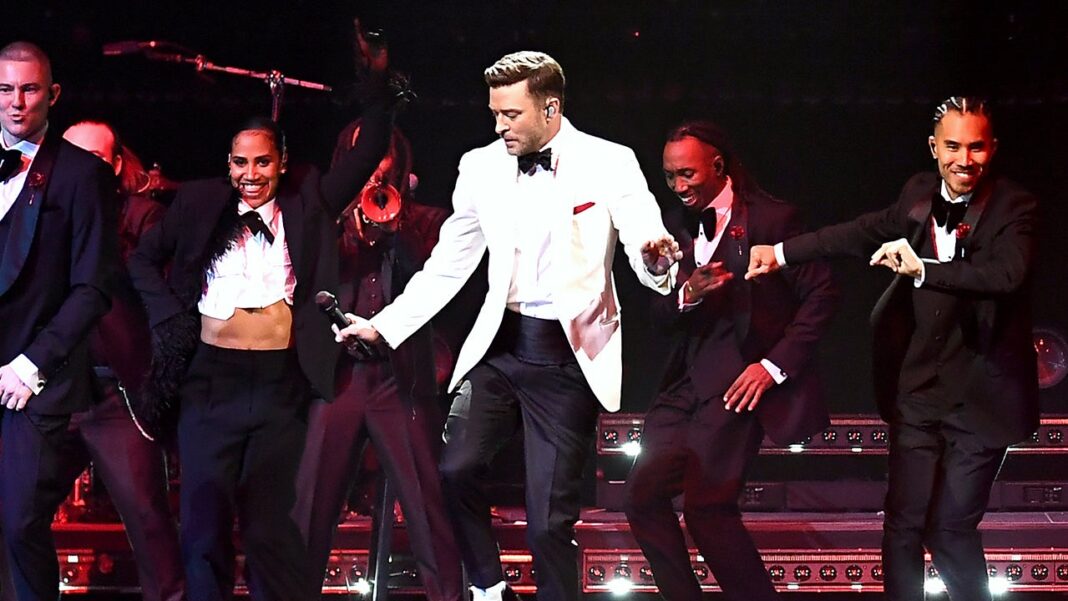 Justin Timberlake Tells Crowd ‘No Disrespect’ Before ‘Cry Me a River'