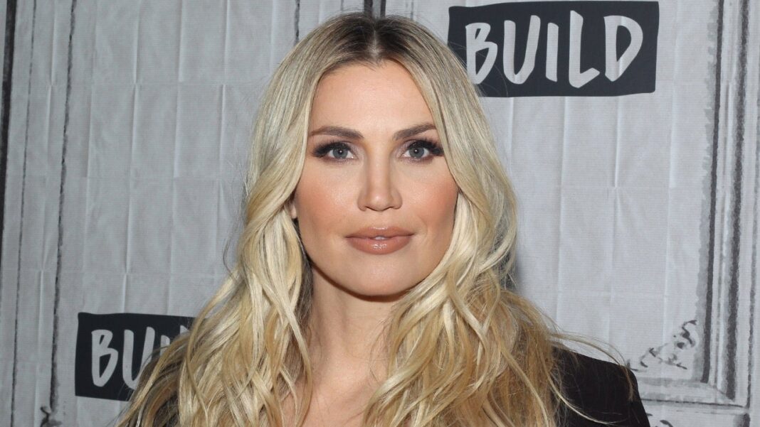 Willa Ford Reveals She's Releasing New Music 20 Years Later 